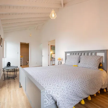 Liiiving In Azores - Main House Villa *
