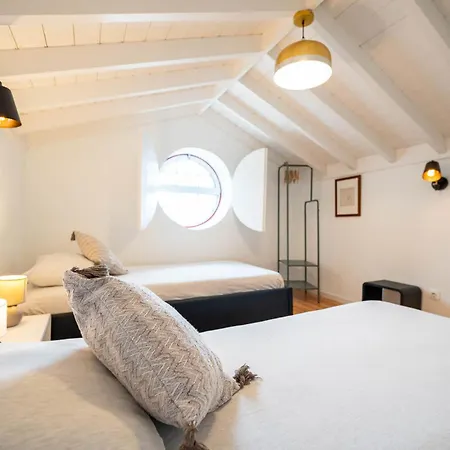 Liiiving In Azores - Main House Foros